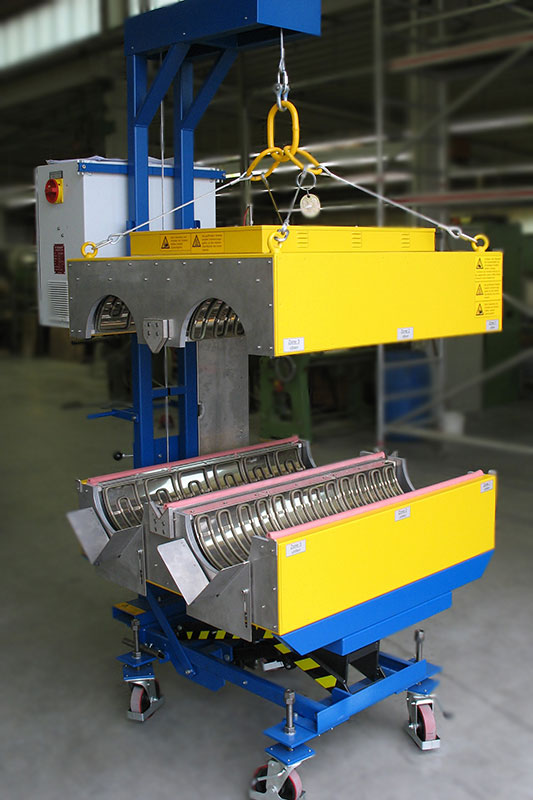 Durchlaufofen oder -strahler werden für die kontinuierliche Erwärmung, thermische Behandlung von Kabeln, Metallbändern, Kunststoffprofilen o. Ä. im Fertigungsprozess benötigt. Mehrere Durchlaufstrahler können miteinander gekoppelt werden.